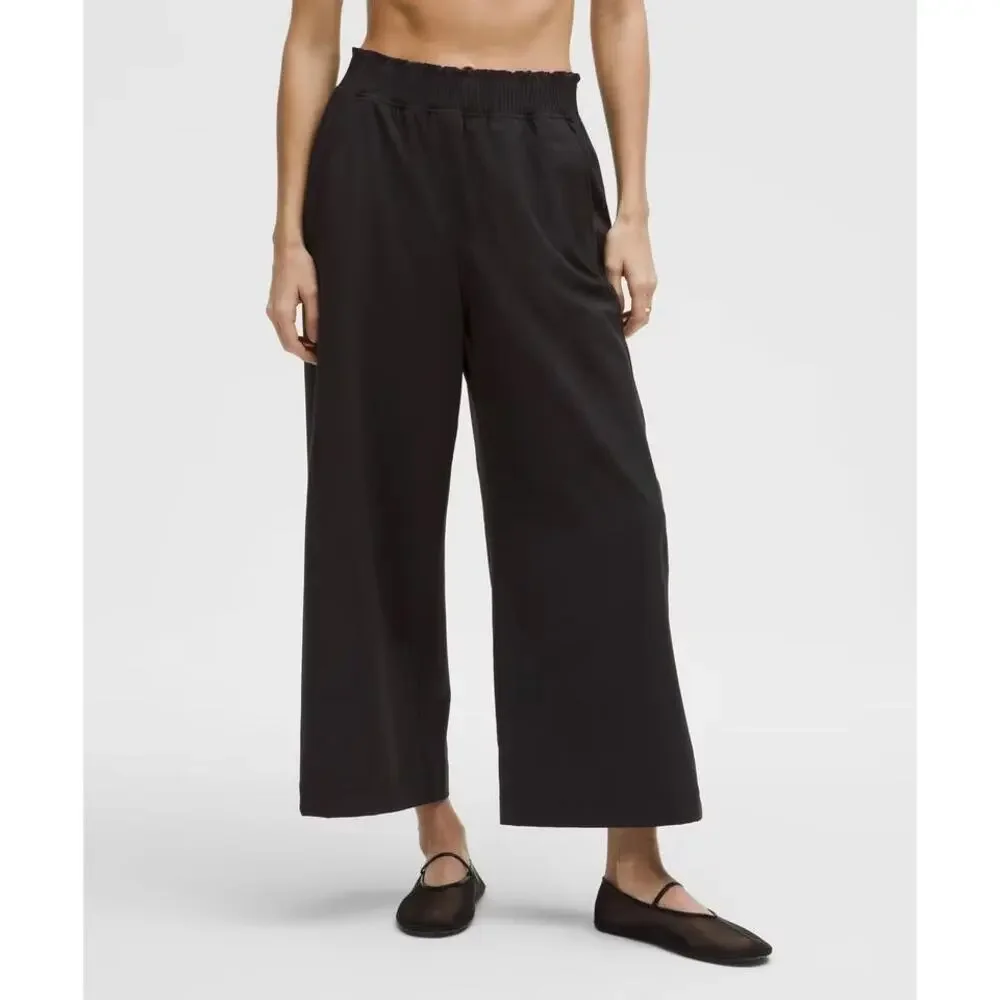 Lululemon Stretch Woven Ruffle-Waist Wide-Leg Cropped Pant Black XL